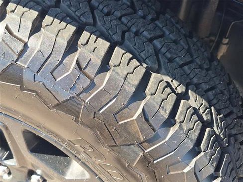 Used 2015 Jeep Wrangler Sport AWD/4WD image 14