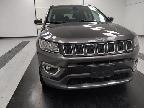 Used 2020 Jeep Compass Limited AWD/4WD image 14