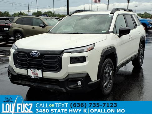 Used 2026 Subaru Outback Premium AWD/4WD image 2