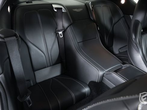 Used 2014 Aston Martin DB9 Coupe image 26