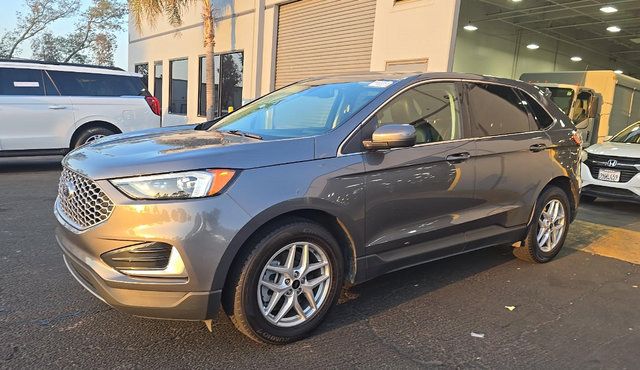 Used 2024 Ford Edge SEL AWD/4WD image 1