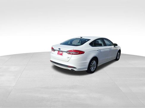 Used 2018 Ford Fusion S image 8