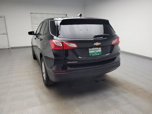 Used 2020 Chevrolet Equinox LS w/ LS Convenience Package image 6