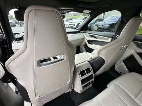 Used 2026 Jaguar F-PACE R-Dynamic S AWD/4WD image 31