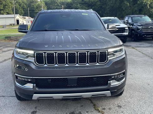 Used 2022 Jeep Wagoneer Series II RWD image 8