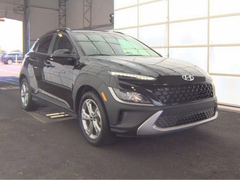 Used 2023 Hyundai Kona SEL w/ Cargo Package AWD/4WD image 4