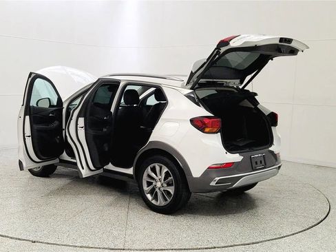 Used 2023 Buick Encore GX Essence w/ Experience Buick Package FWD image 11