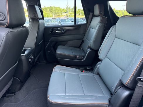 New 2026 GMC Yukon AT4 w/ AT4 Premium Package AWD/4WD image 6