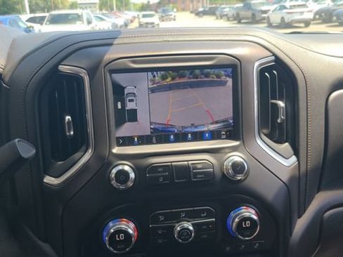 Used 2021 GMC Sierra 1500 AT4 w/ AT4 Premium Package AWD/4WD image 19