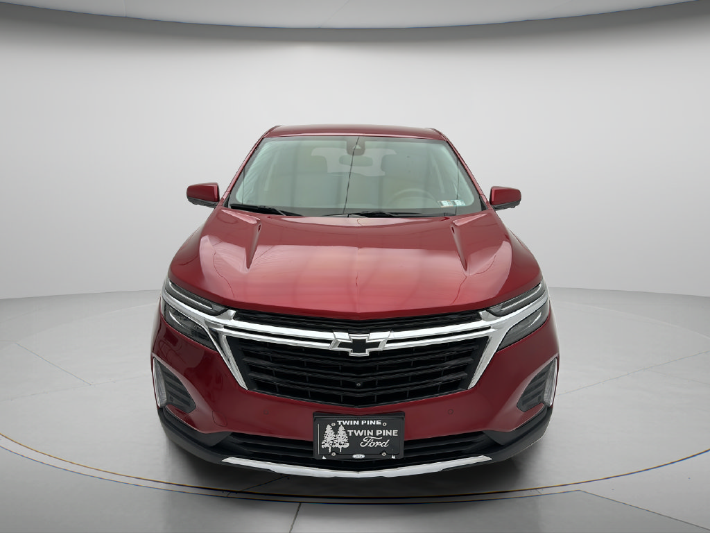 Used 2024 Chevrolet Equinox LT AWD/4WD image 2