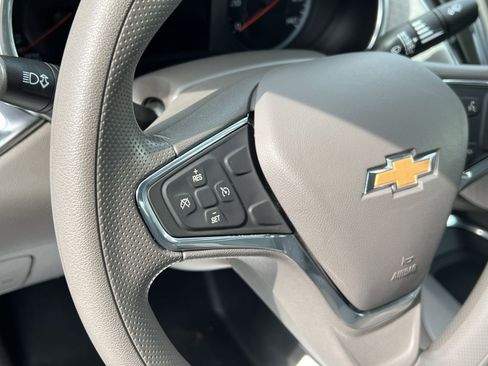 Used 2020 Chevrolet Malibu LT image 30