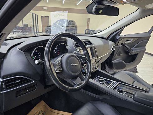 Used 2018 Jaguar F-PACE Premium AWD/4WD image 20