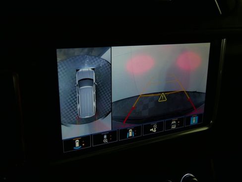 Used 2021 GMC Yukon Denali w/ Denali Ultimate Package image 31