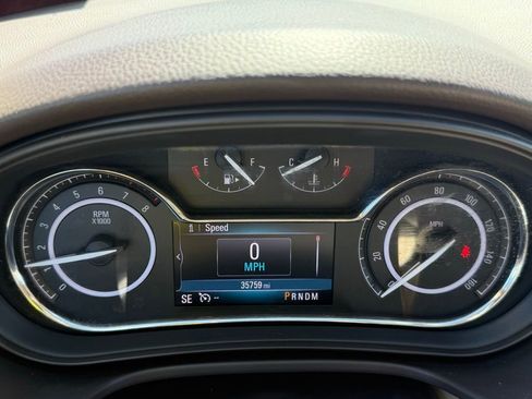 Used 2017 Buick Regal Premium FWD image 11