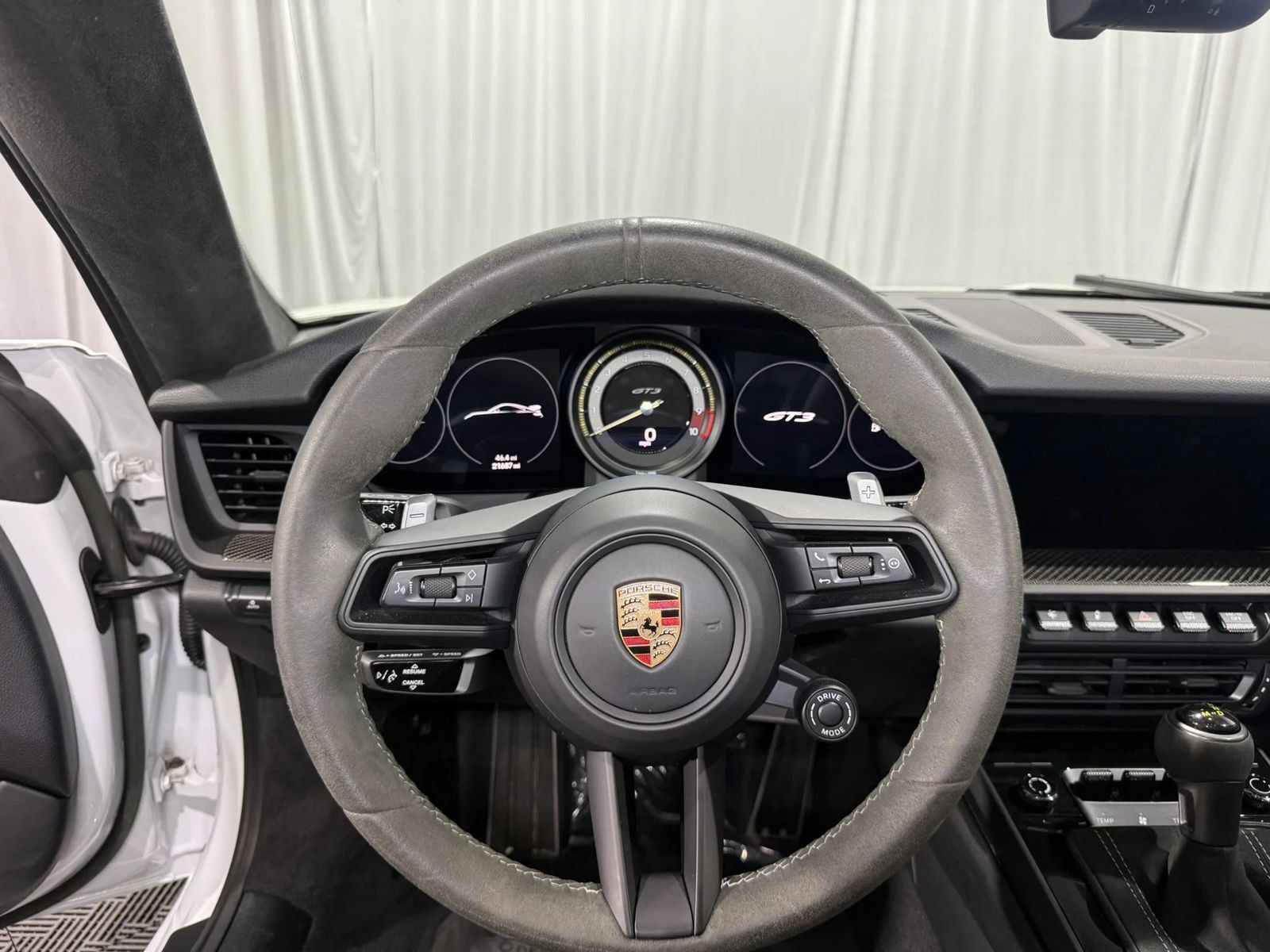 Used 2023 Porsche 911 GT3 RWD image 16