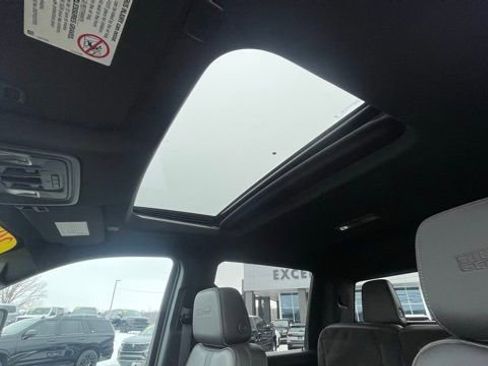 Used 2023 Chevrolet Silverado 3500 High Country w/ Z71 Off-Road Package image 21