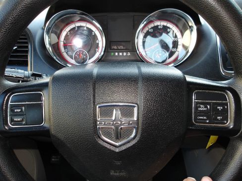 Used 2016 Dodge Grand Caravan American Value Package image 14