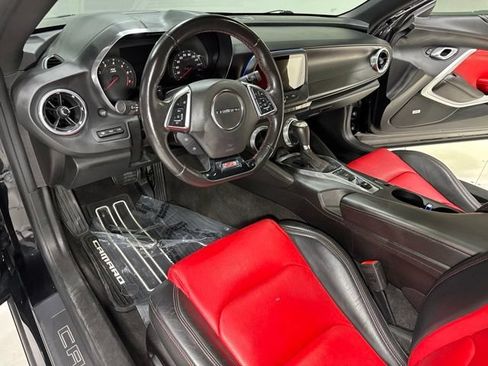 Used 2018 Chevrolet Camaro SS RWD image 12
