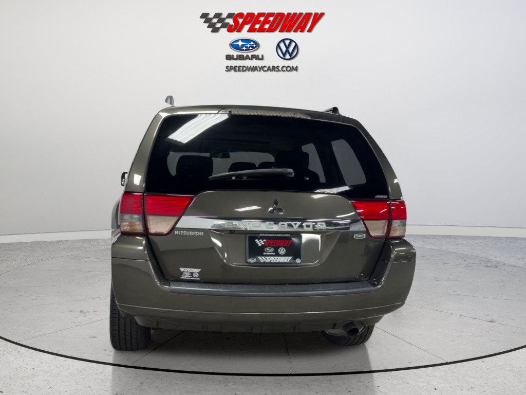 Used 2010 Mitsubishi Endeavor SE AWD/4WD image 7