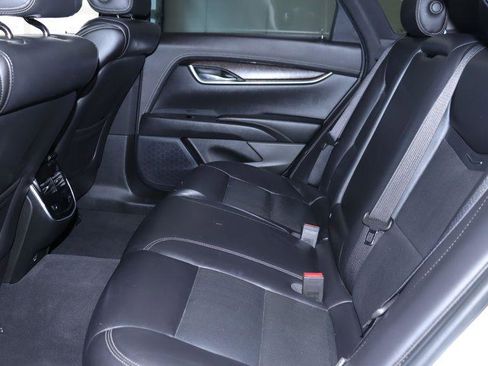 Used 2019 Cadillac XTS Luxury FWD image 22