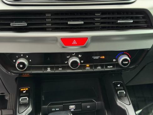 Used 2020 Kia Telluride S w/ S 8 Passenger Seating Package image 23