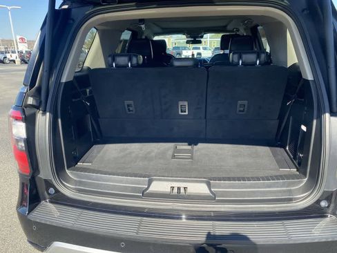 Used 2019 Ford Expedition Platinum image 24