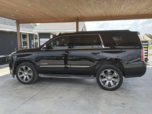 Used 2015 GMC Yukon SLE RWD image 3
