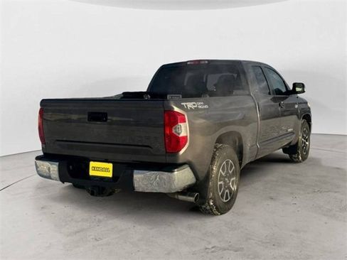Used 2014 Toyota Tundra SR5 image 3