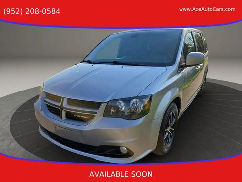 Used 2019 Dodge Grand Caravan GT FWD image 1