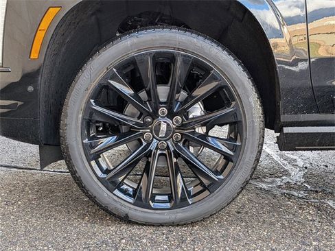 New 2026 Cadillac Escalade ESV Platinum Sport w/ LPO, ONYX Package image 28