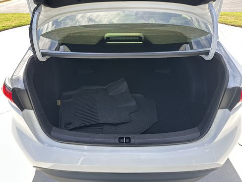 Certified 2026 Toyota Corolla LE FWD image 32