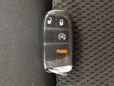 Used 2022 Jeep Renegade Altitude w/ Convenience Group image 32