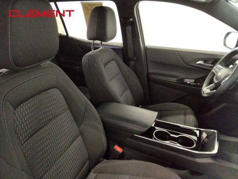 Used 2025 Chevrolet Equinox LT image 38