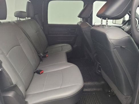 Used 2022 RAM 2500 Tradesman w/ Chrome Appearance Group image 19