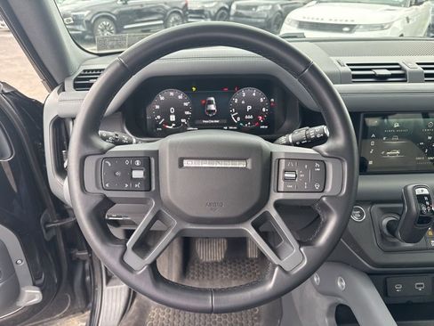 Used 2024 Land Rover Defender 110 X-Dynamic SE image 14