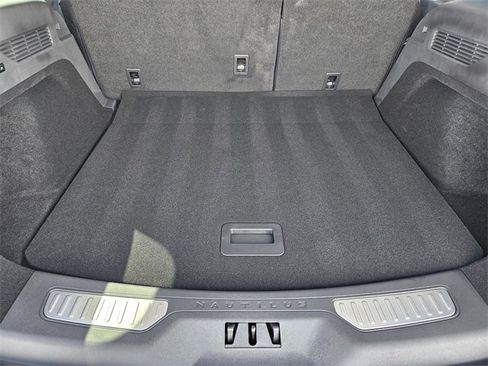 New 2026 Lincoln Nautilus Reserve image 31