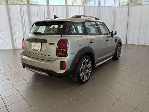 Used 2024 MINI Cooper Countryman S FWD image 9