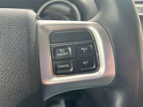 Used 2013 Dodge Journey Crew w/ Flexible Seating Group image 18