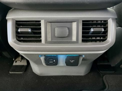 Used 2023 Ford F150 Lightning XLT AWD/4WD image 12