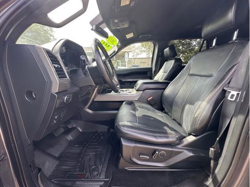 Used 2018 Ford Expedition XLT AWD/4WD image 14