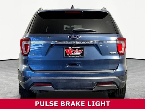 Used 2019 Ford Explorer XLT w/ Class III Trailer Tow Package AWD/4WD image 5