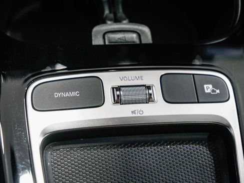 Used 2026 Mercedes-Benz GLB 250 image 23