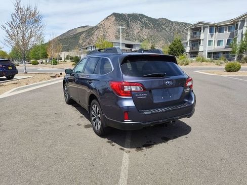 Used 2017 Subaru Outback 2.5i Limited AWD/4WD image 5