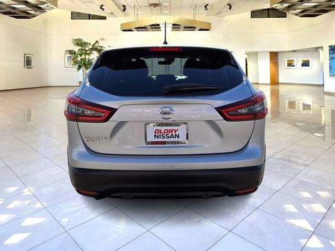 Certified 2021 Nissan Rogue Sport S image 6