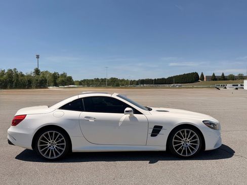 Used 2017 Mercedes-Benz SL 450 image 16