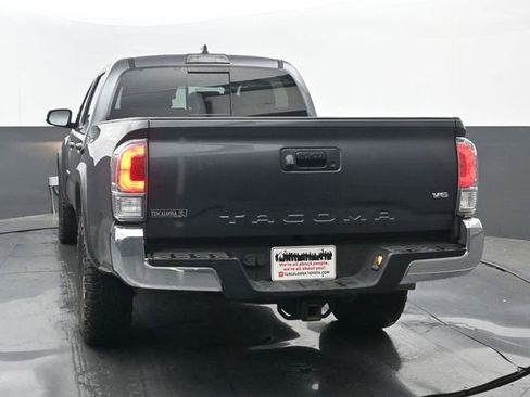 Used 2023 Toyota Tacoma TRD Off-Road AWD/4WD image 4