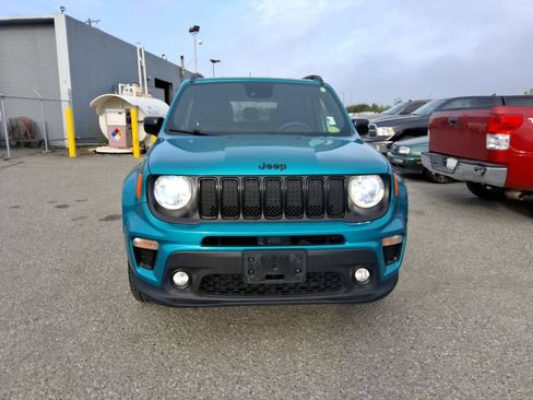 Certified 2022 Jeep Renegade Altitude w/ Convenience Group AWD/4WD image 3