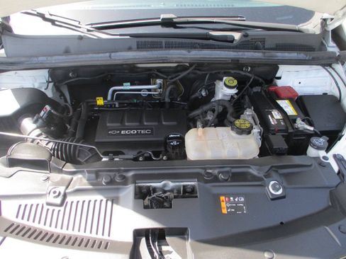 Used 2020 Chevrolet Trax LS AWD/4WD image 8