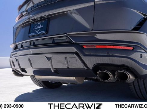 Used 2023 Lamborghini Urus Performante AWD/4WD image 33