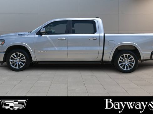 Used 2021 RAM 1500 Laramie w/ Laramie Southwest Edition RWD image 5